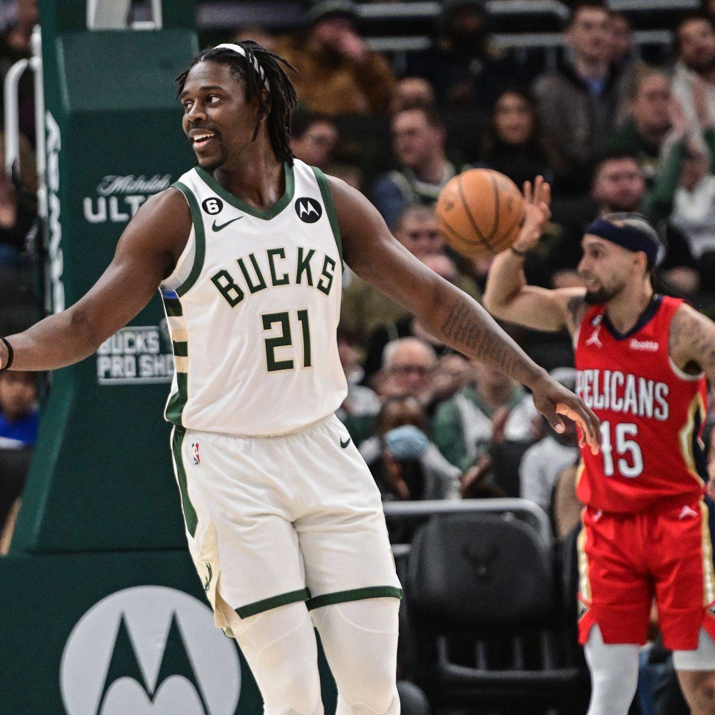 bsports体育：雄鹿队新赛季：霍勒迪能否继续保持高水准的防守？